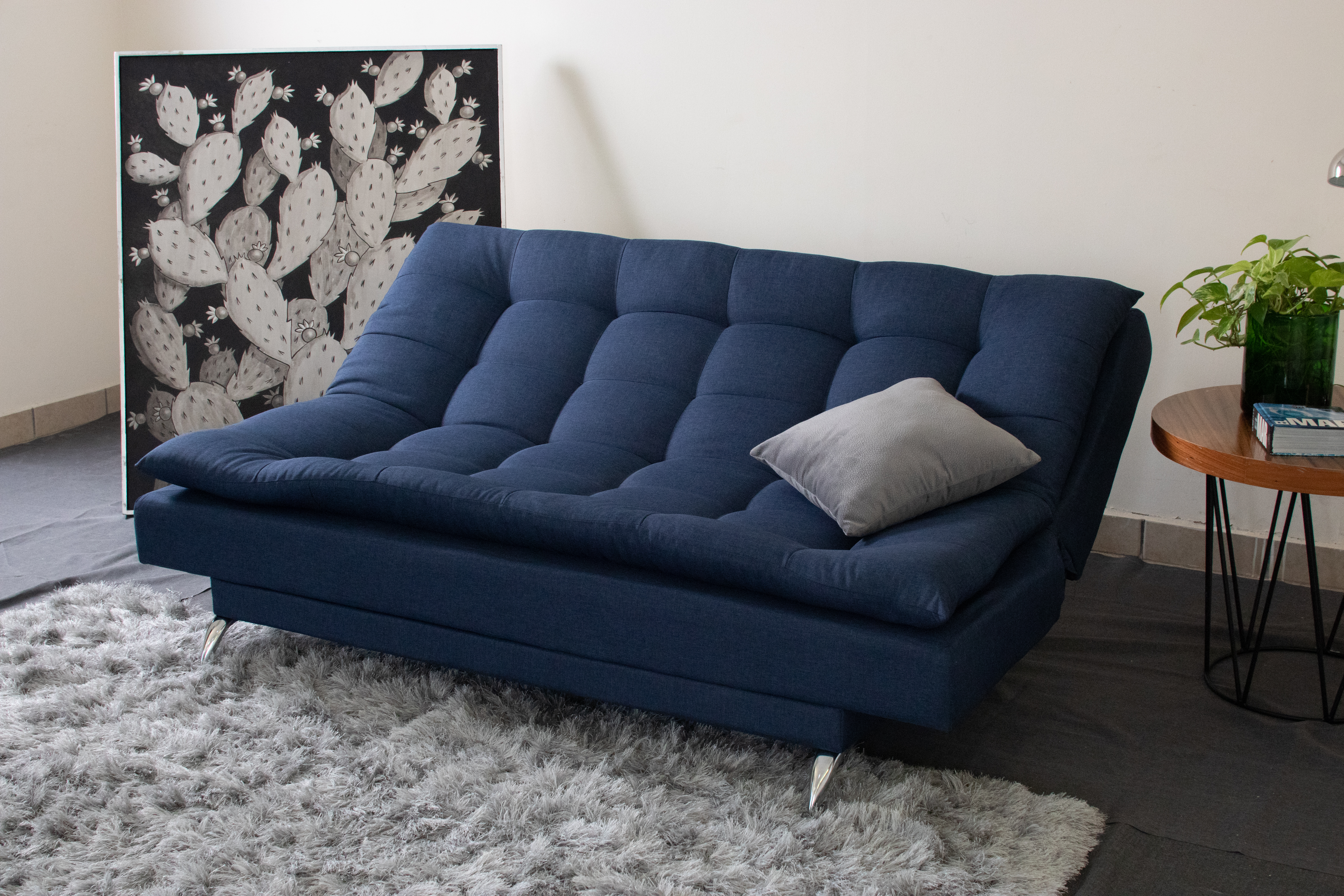 M & E MUEBLES 